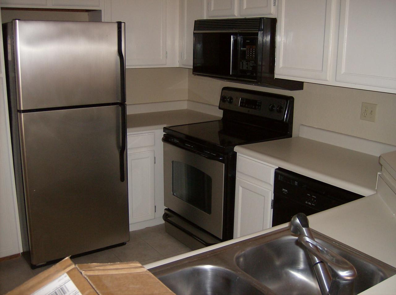 1645 West Baseline Road, Unit 2197 Mesa, AZ 85202 - Photo 3 of 3 kitchen