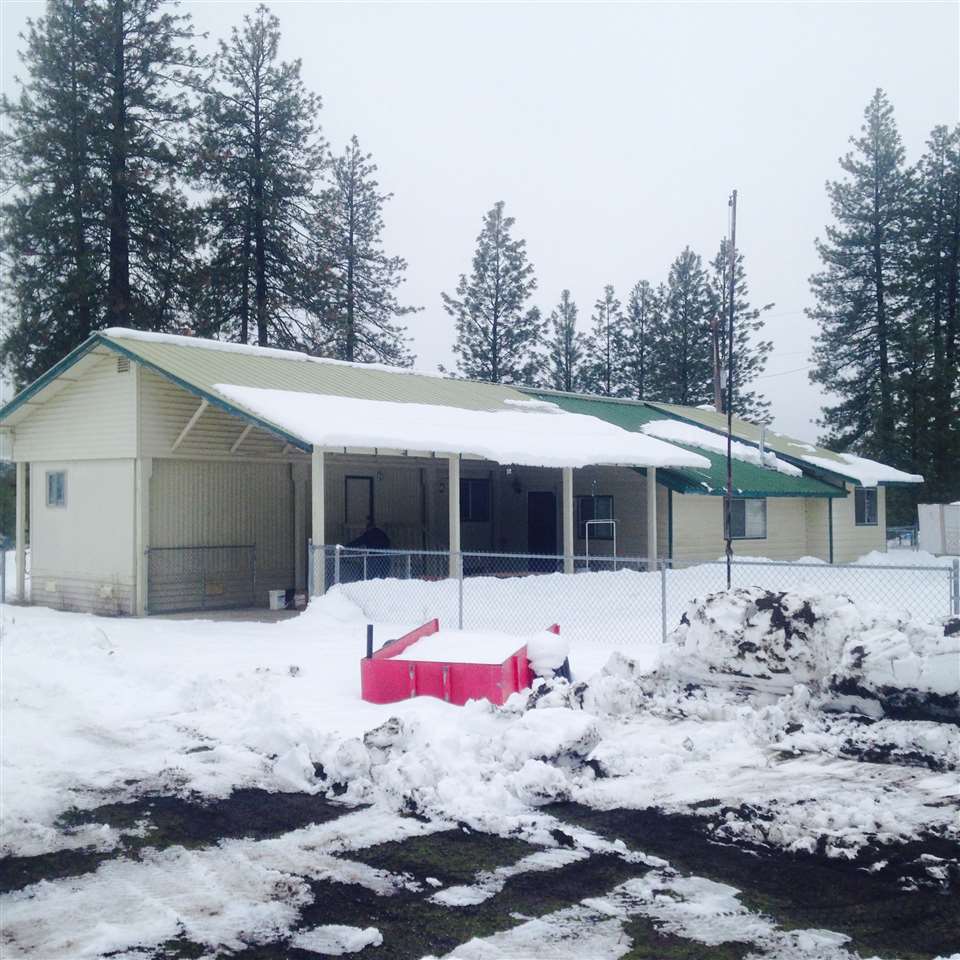 28804 North Hardesty Road Chattaroy, WA 99003 - Photo 2 of 10