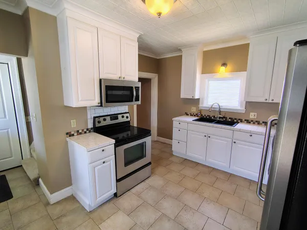 $299,000 | 60 West Street, Bangor, ME 04401