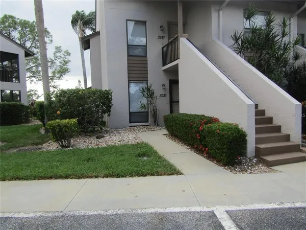 $1,600 | 3021 Taywood Meadows, Unit 11, Sarasota, FL 34235