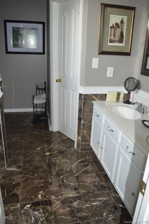 8108 Trotter Road Charlotte, NC 28216 - Photo 15 of 24 Gallery Image 15