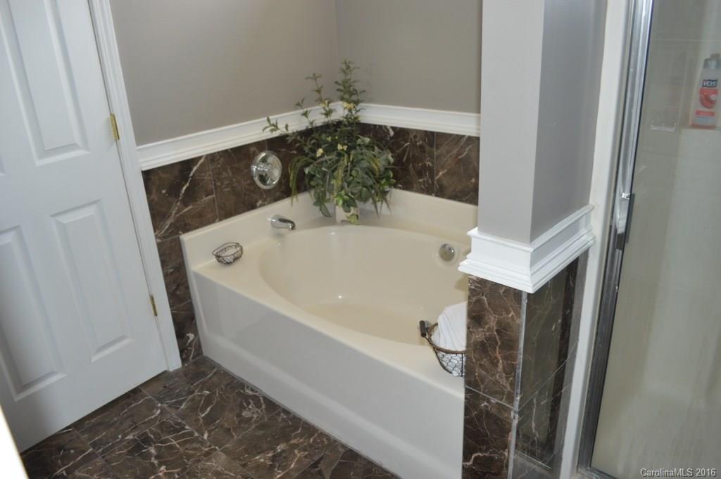8108 Trotter Road Charlotte, NC 28216 - Photo 16 of 24 Gallery Image 16