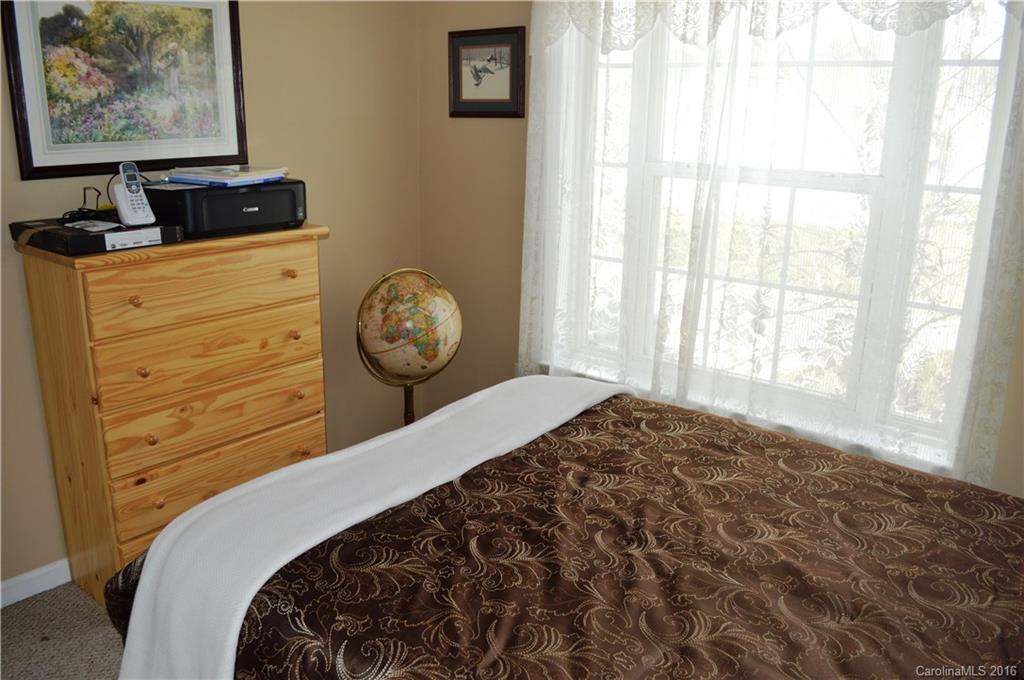 8108 Trotter Road Charlotte, NC 28216 - Photo 18 of 24 Gallery Image 18
