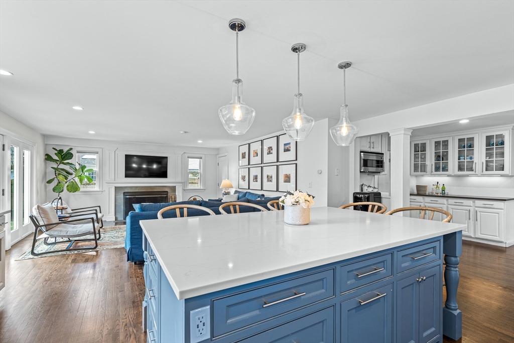 3 Pine Plain Road Wellesley, MA 02481 - Photo 11 of 30