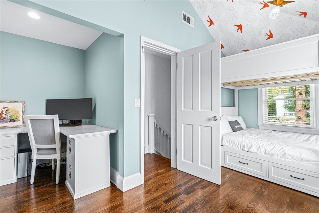 3 Pine Plain Road Wellesley, MA 02481 - Photo 19 of 30