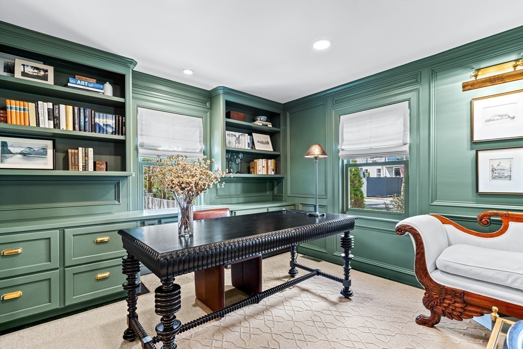 3 Pine Plain Road Wellesley, MA 02481 - Photo 4 of 30