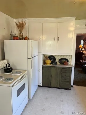 a view of an entryway with a window