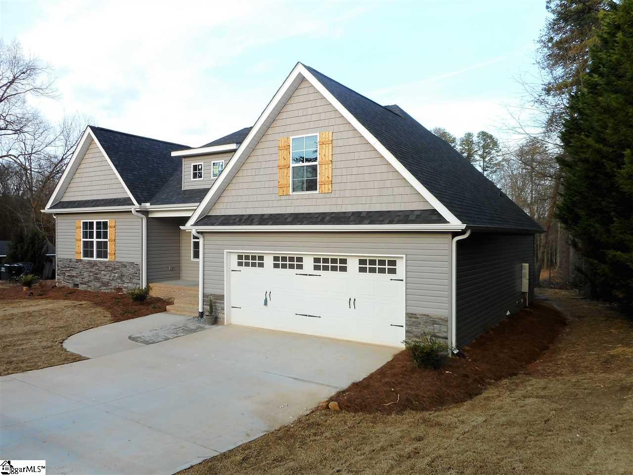 240 St Mark Road Taylors, SC 29687 - Photo 3 of 35 Gallery Image 3
