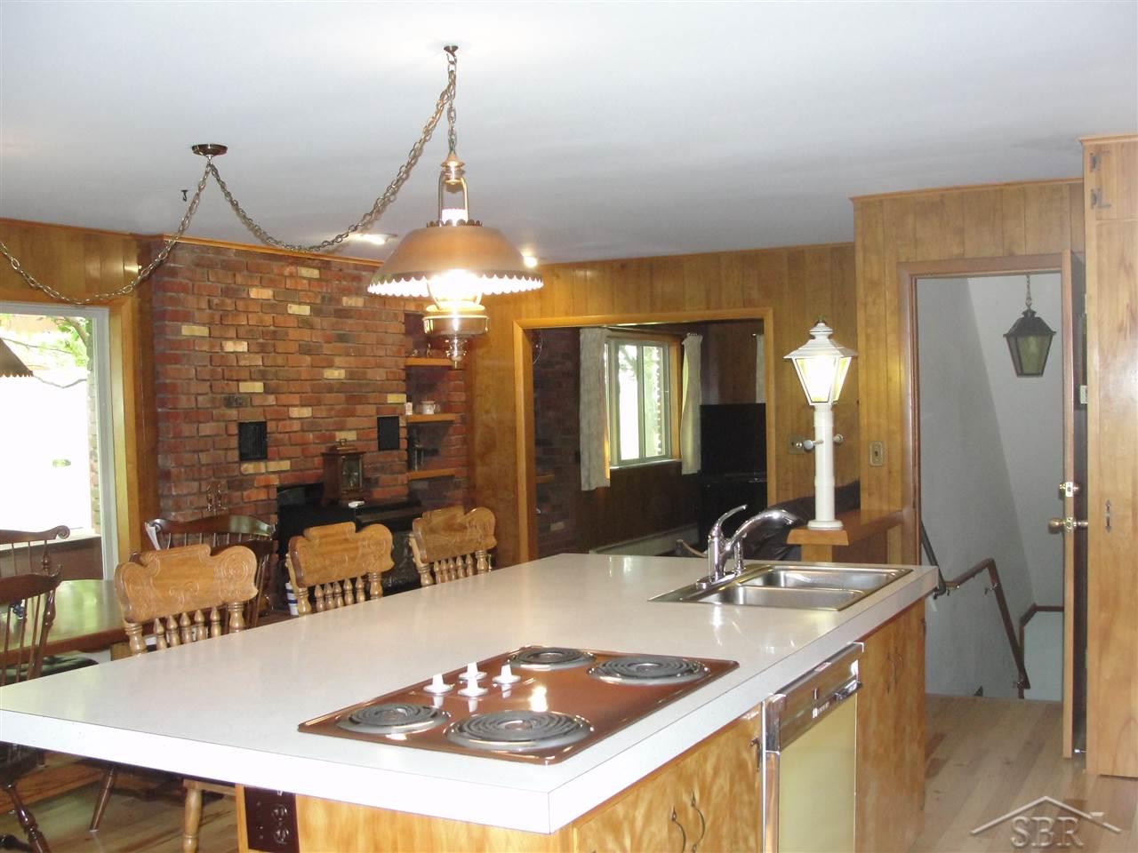 6235 Pierce Road Freeland, MI 48623 - Photo 6 of 43 31358118-5.JPG