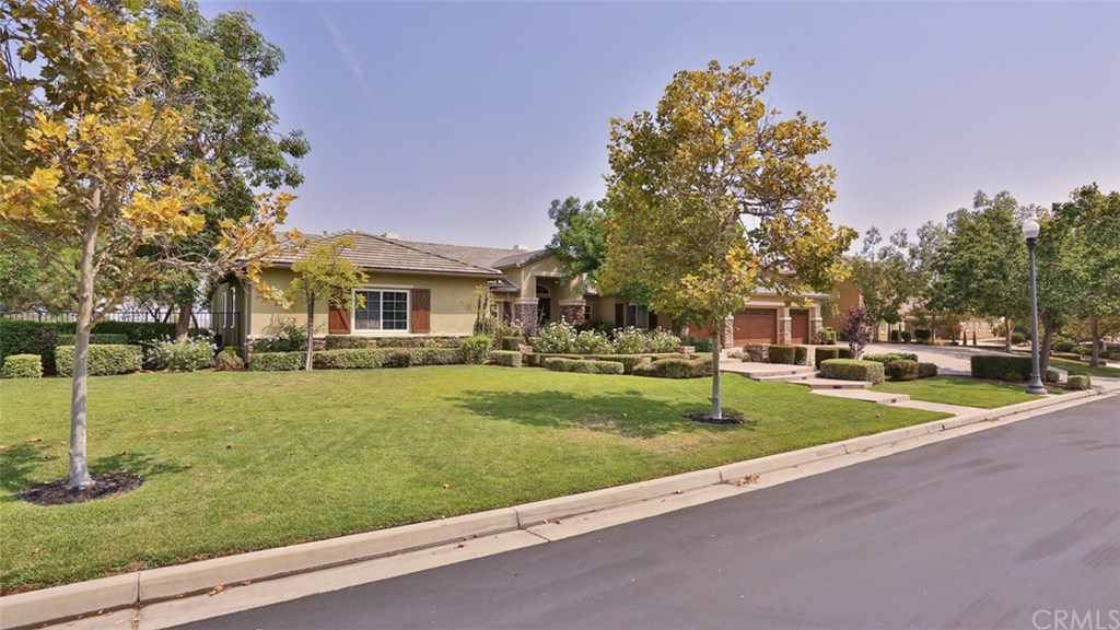 1075 Lowry Ranch Road Corona, CA 92881 - Photo 2 of 46
