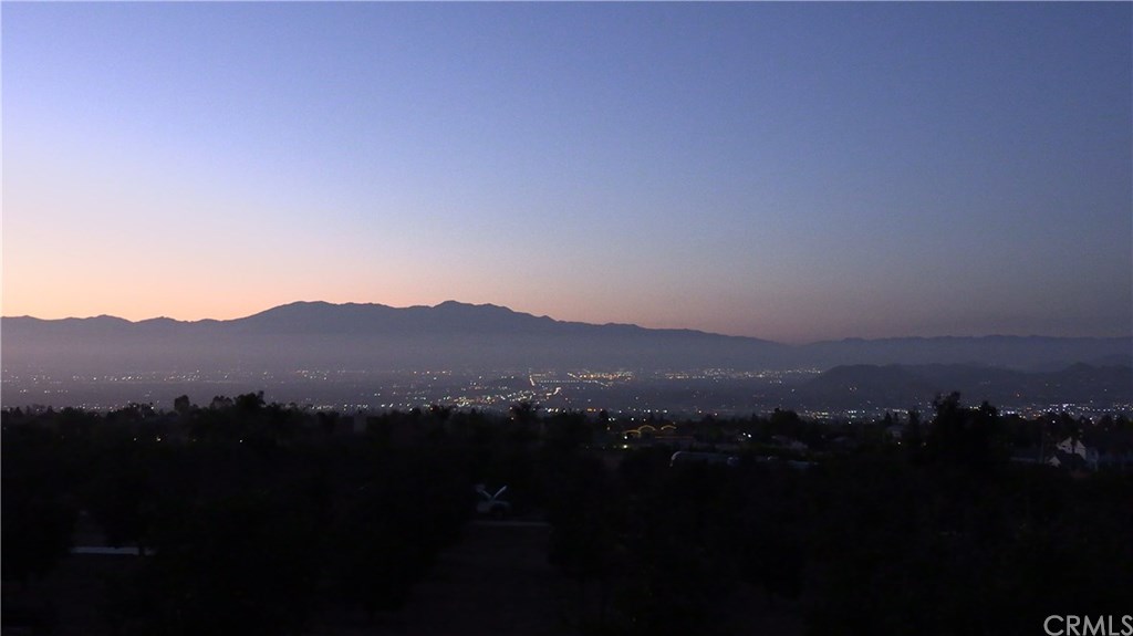 1075 Lowry Ranch Road Corona, CA 92881 - Photo 43 of 46