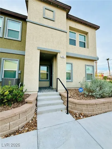 $1,975 | 502 Foothill Cove Lane, Henderson, NV 89002