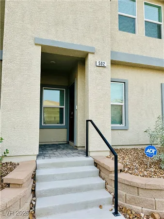 $1,900 | 502 Foothill Cove Lane, Henderson, NV 89002