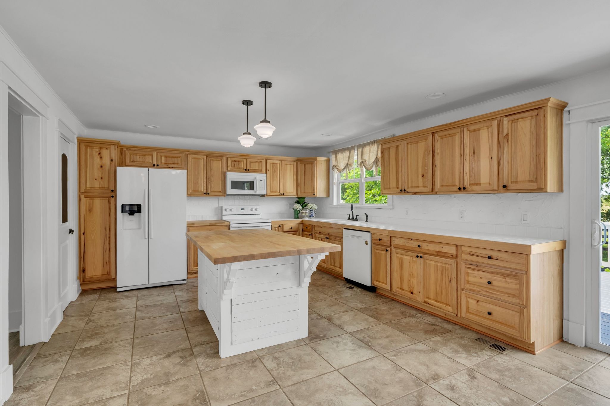 590 Squire Jones Road Bell Buckle, TN 37020 - Photo 31 of 54