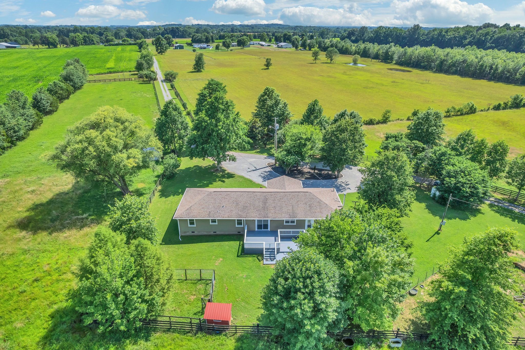 590 Squire Jones Road Bell Buckle, TN 37020 - Photo 6 of 54