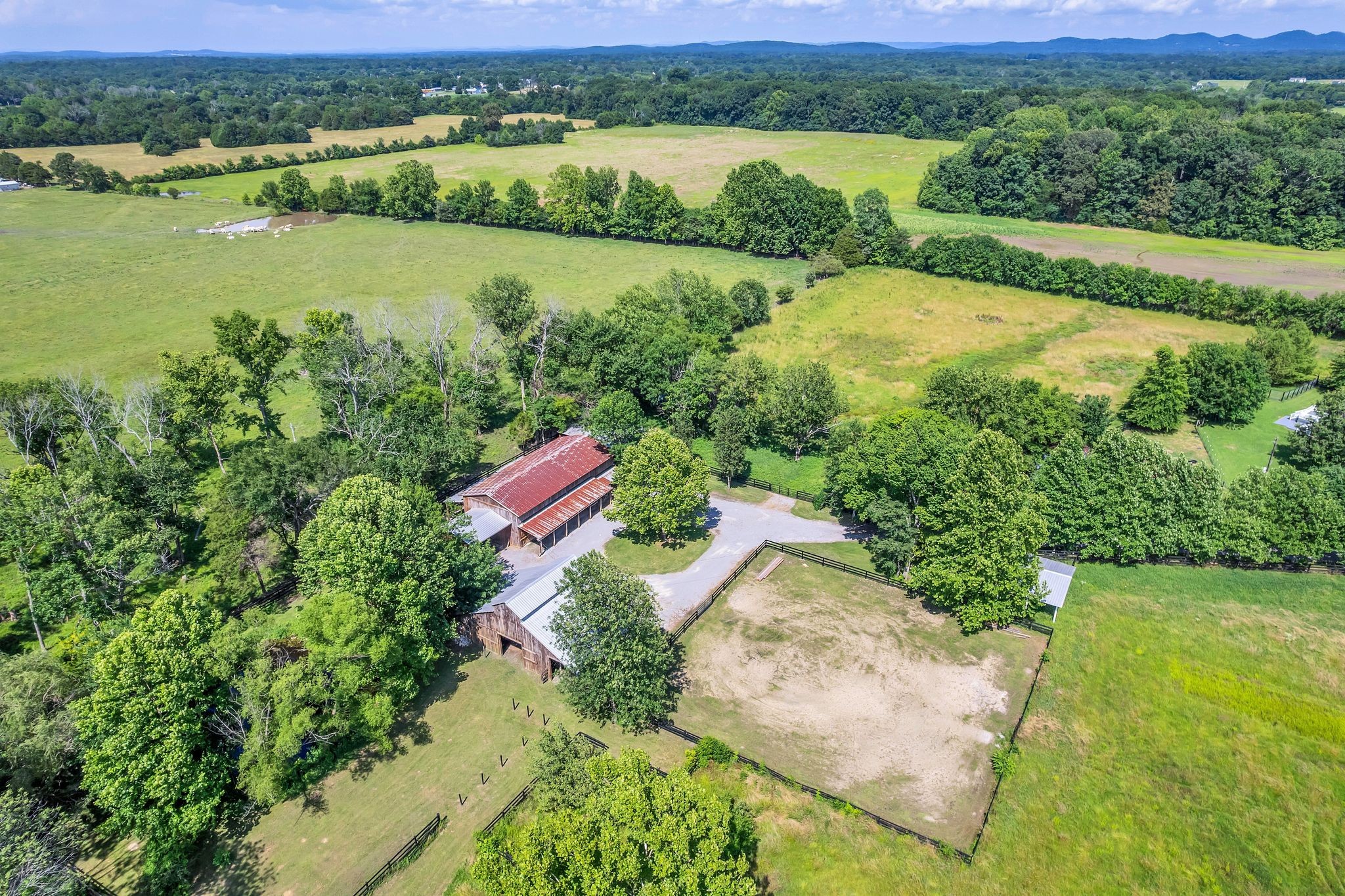 590 Squire Jones Road Bell Buckle, TN 37020 - Photo 7 of 54