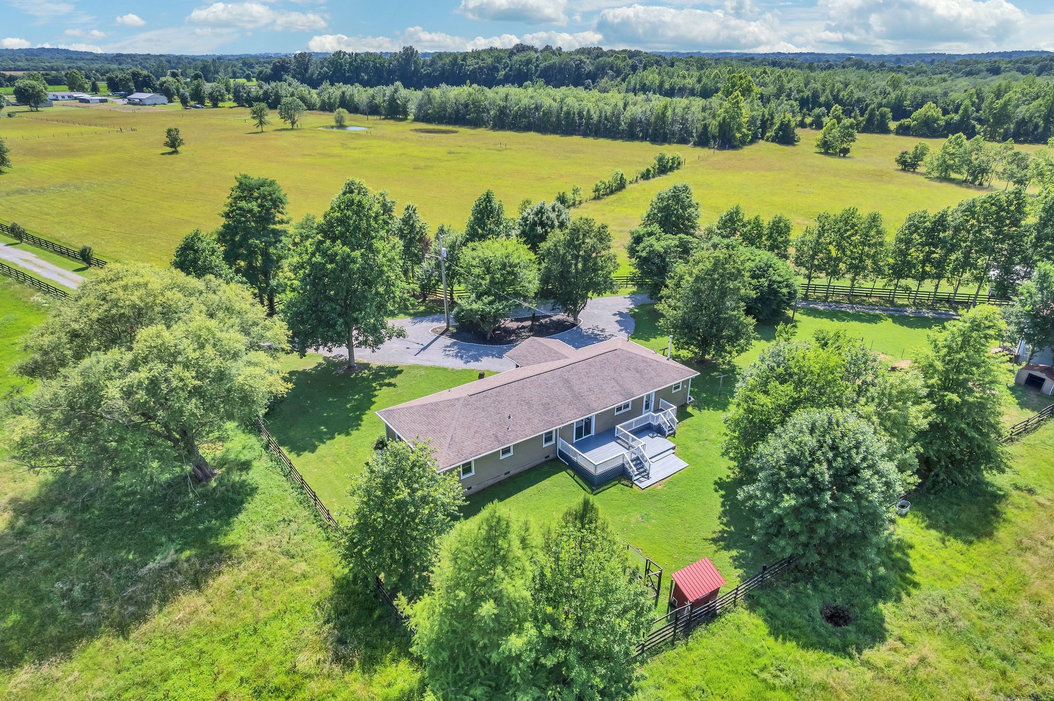 590 Squire Jones Road Bell Buckle, TN 37020 - Photo 8 of 54