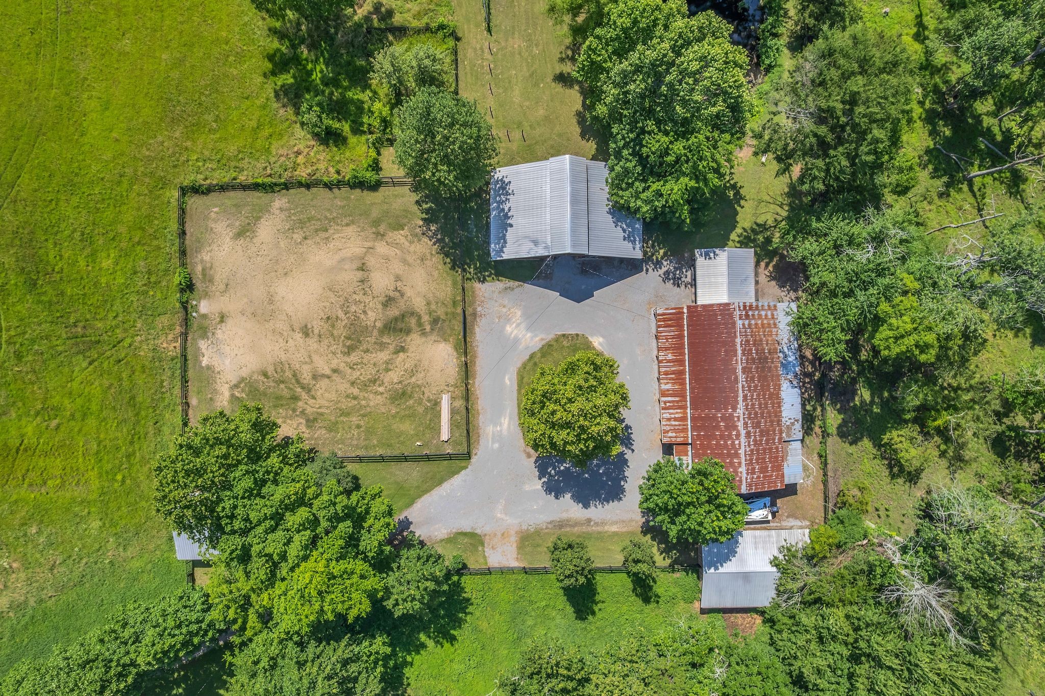 590 Squire Jones Road Bell Buckle, TN 37020 - Photo 9 of 54