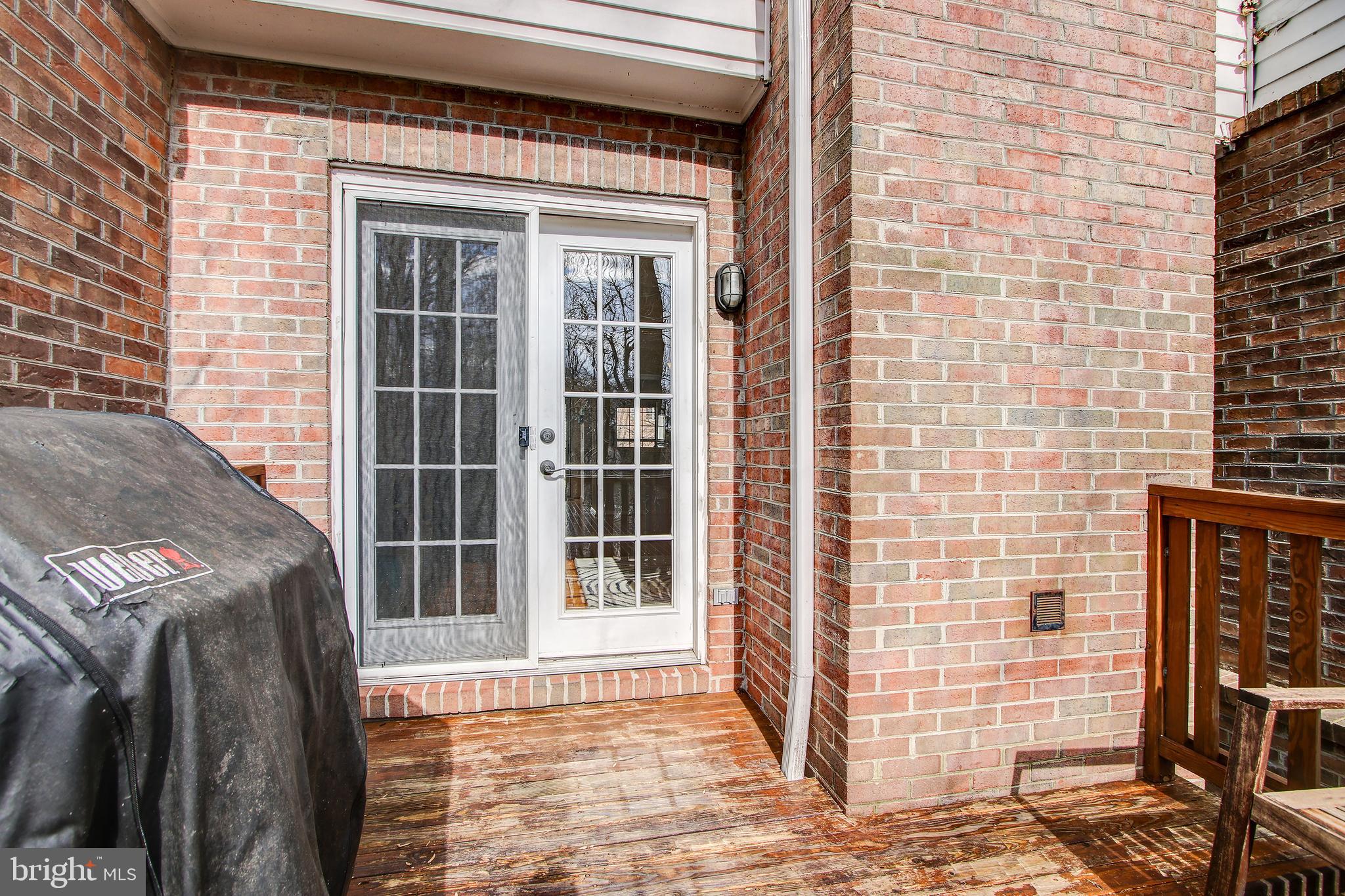 2002 Derby Ridge Lane, Unit 4 Silver Spring, MD 20910 - Photo 21 of 47 Exterior Rear Deck