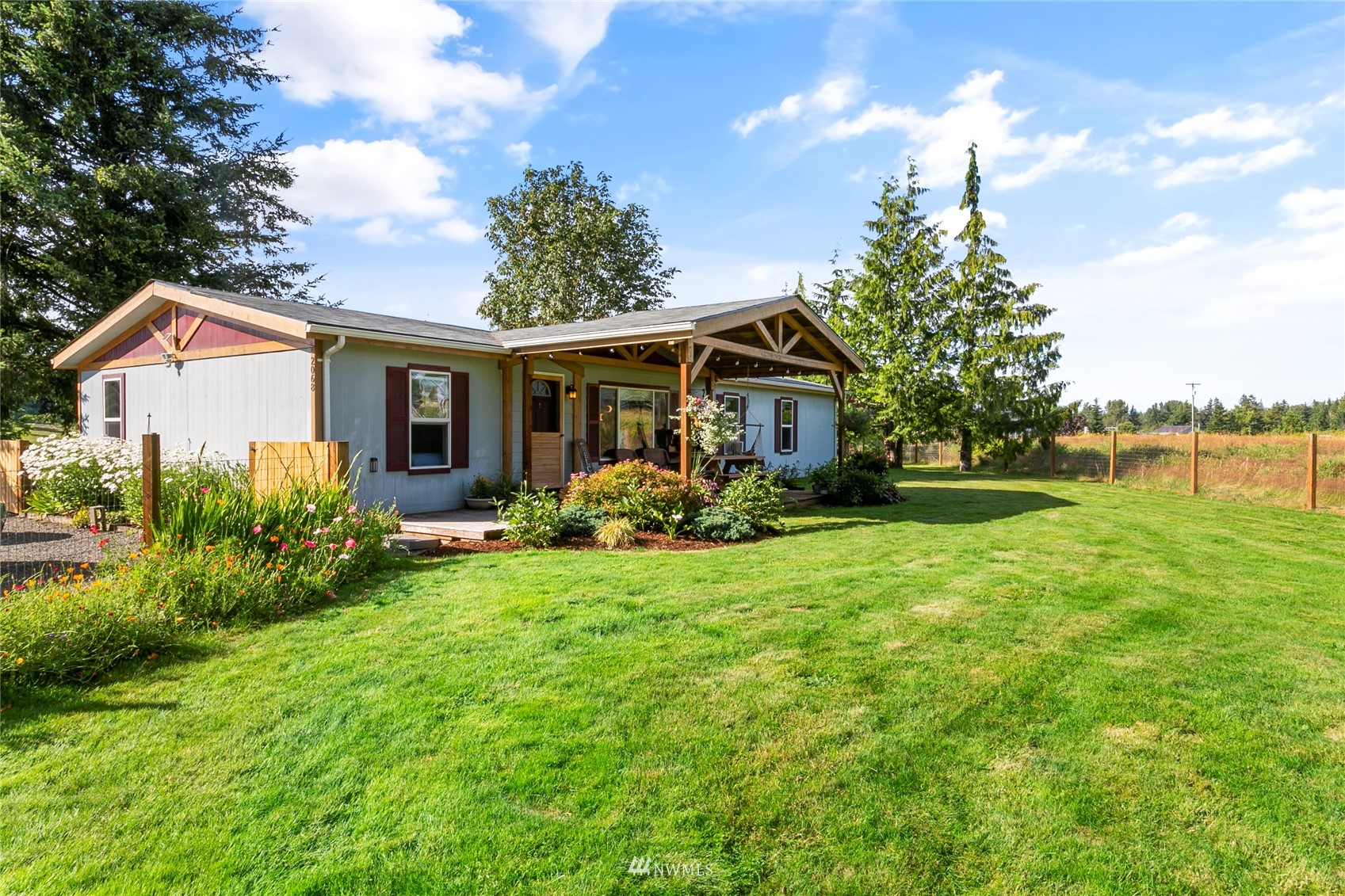 2068 Central Road, Everson, WA 98247 Compass