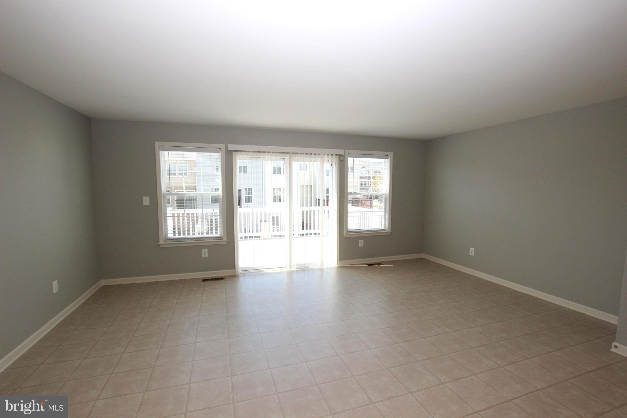 1215 Mare Street Ranson, WV 25438 - Photo 17 of 28 Morning / Dining Room