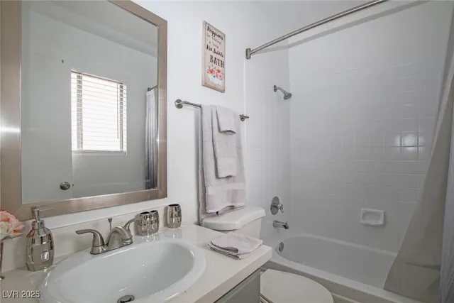 $1,999 | 396 Dooley Drive, Henderson, NV 89015