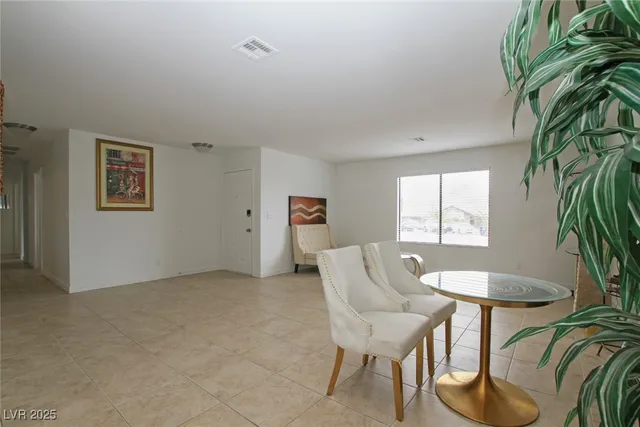 $1,999 | 396 Dooley Drive, Henderson, NV 89015