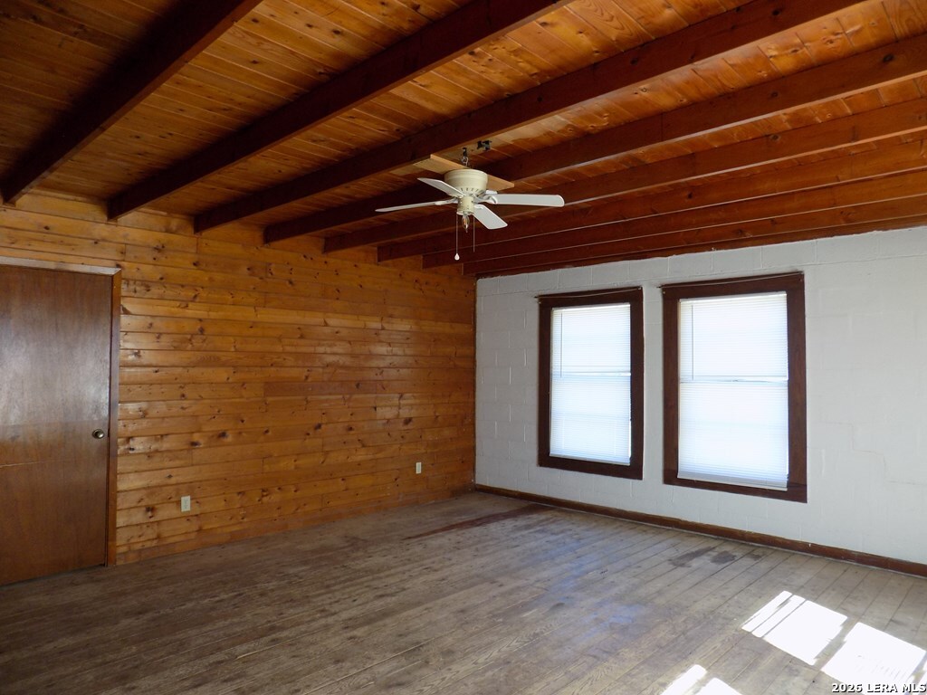 849 Lowe Road Quemado, TX 78877 - Photo 5 of 16
