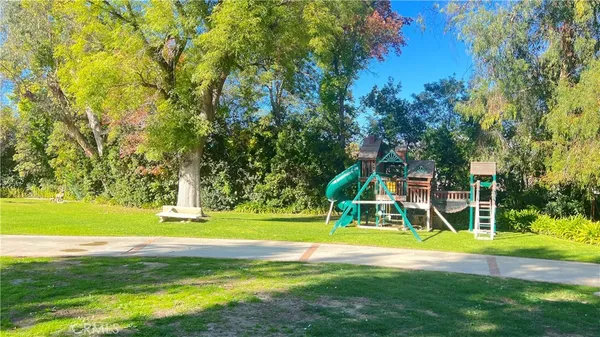$5,980 | 2830 East California Boulevard, Pasadena, CA 91107