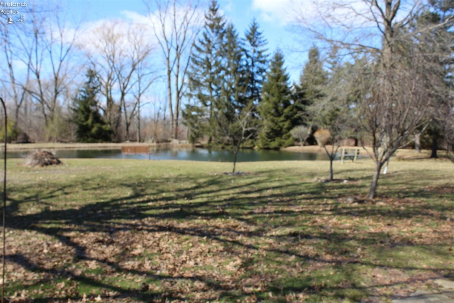 18658 Whitehead Road Lagrange, OH 44050 - Photo 3 of 14 Gallery Image 3