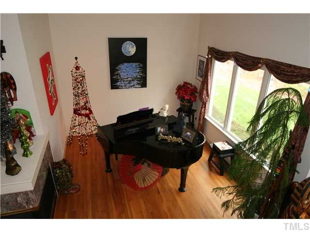 12024 Pembridge Lane Raleigh, NC 27613 - Photo 5 of 25 Photo 5