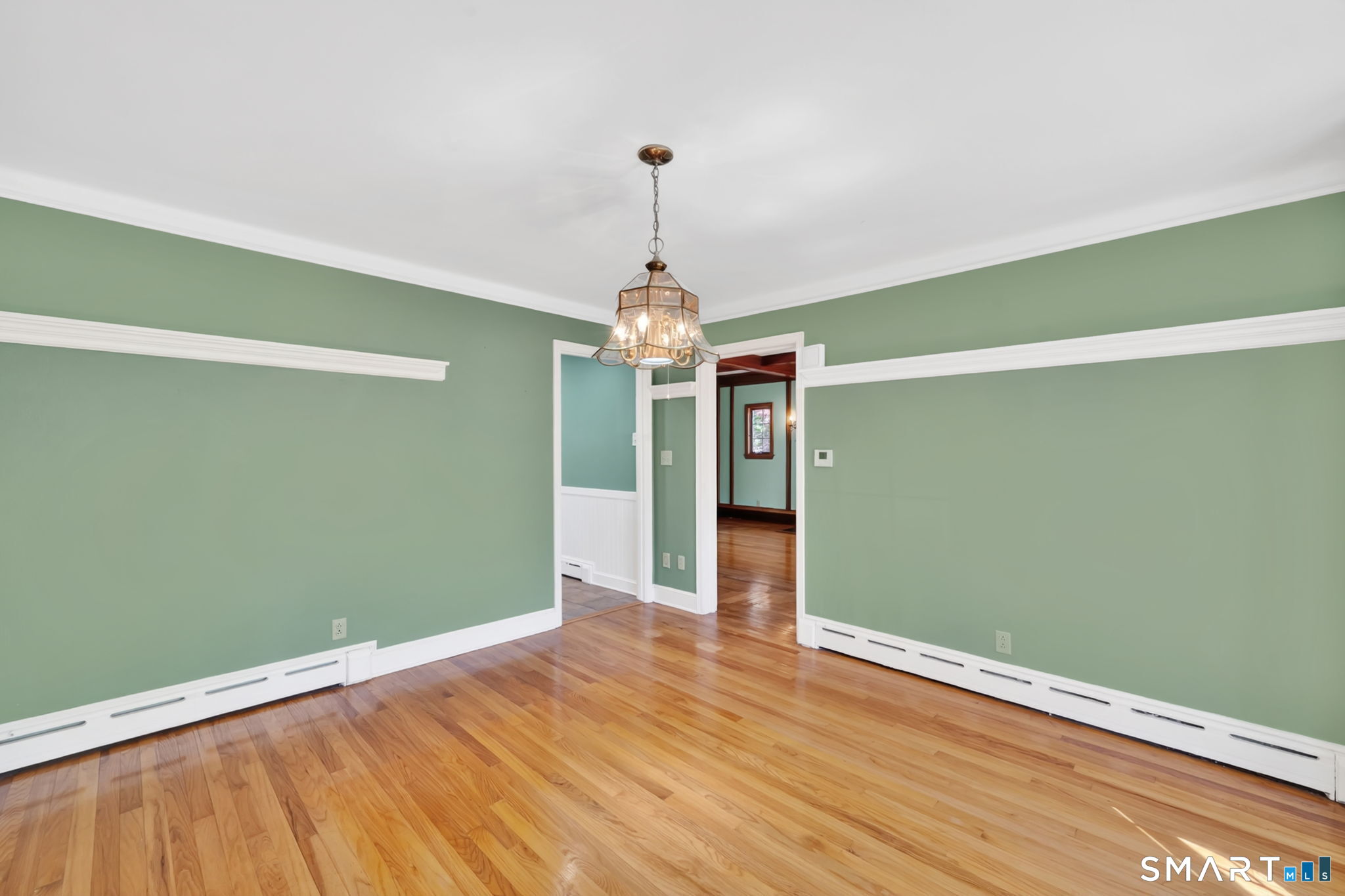 697 Woodtick Road Waterbury, CT 06705 - Photo 10 of 40