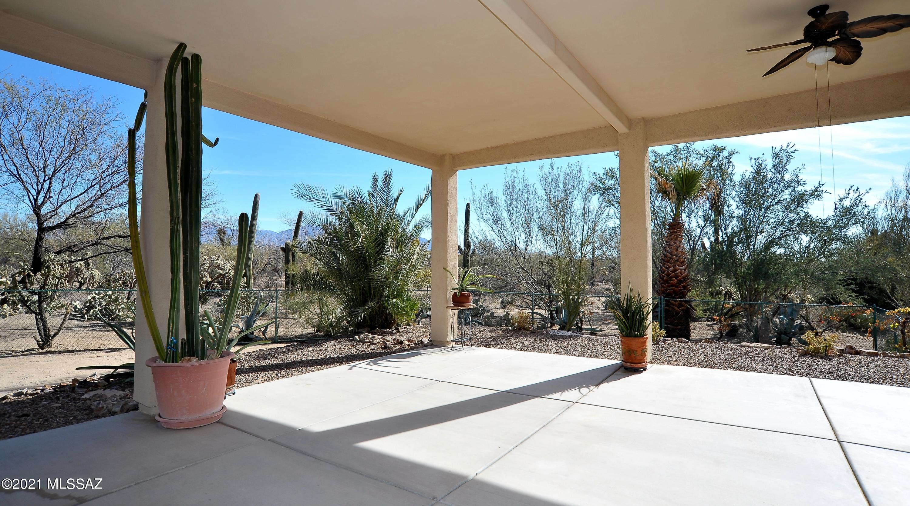 4720 West Oasis Road Tucson, AZ 85742 - Photo 7 of 42 Gallery Image 7