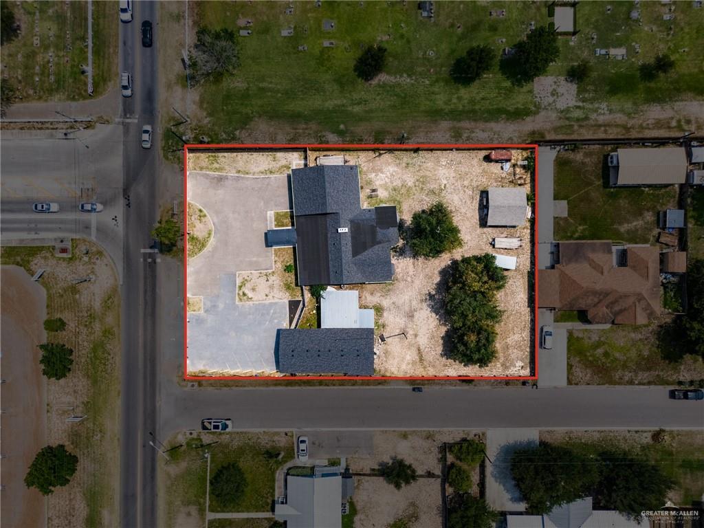 3813 North Taylor Road Mission, TX 78573 - Photo 28 of 29 an aerial view of houses with yard
