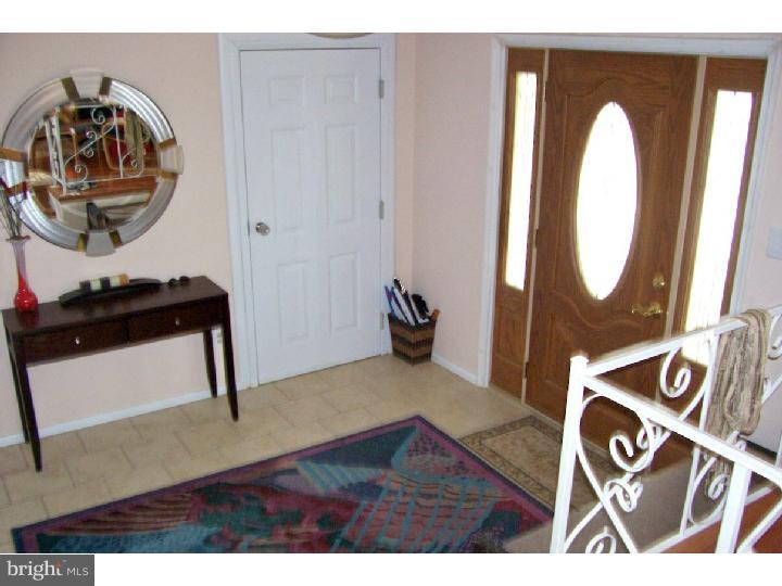 3274 Rambler Road Bensalem, PA 19020 - Photo 2 of 25 Foyer