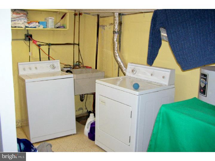3274 Rambler Road Bensalem, PA 19020 - Photo 20 of 25 Laundry Room