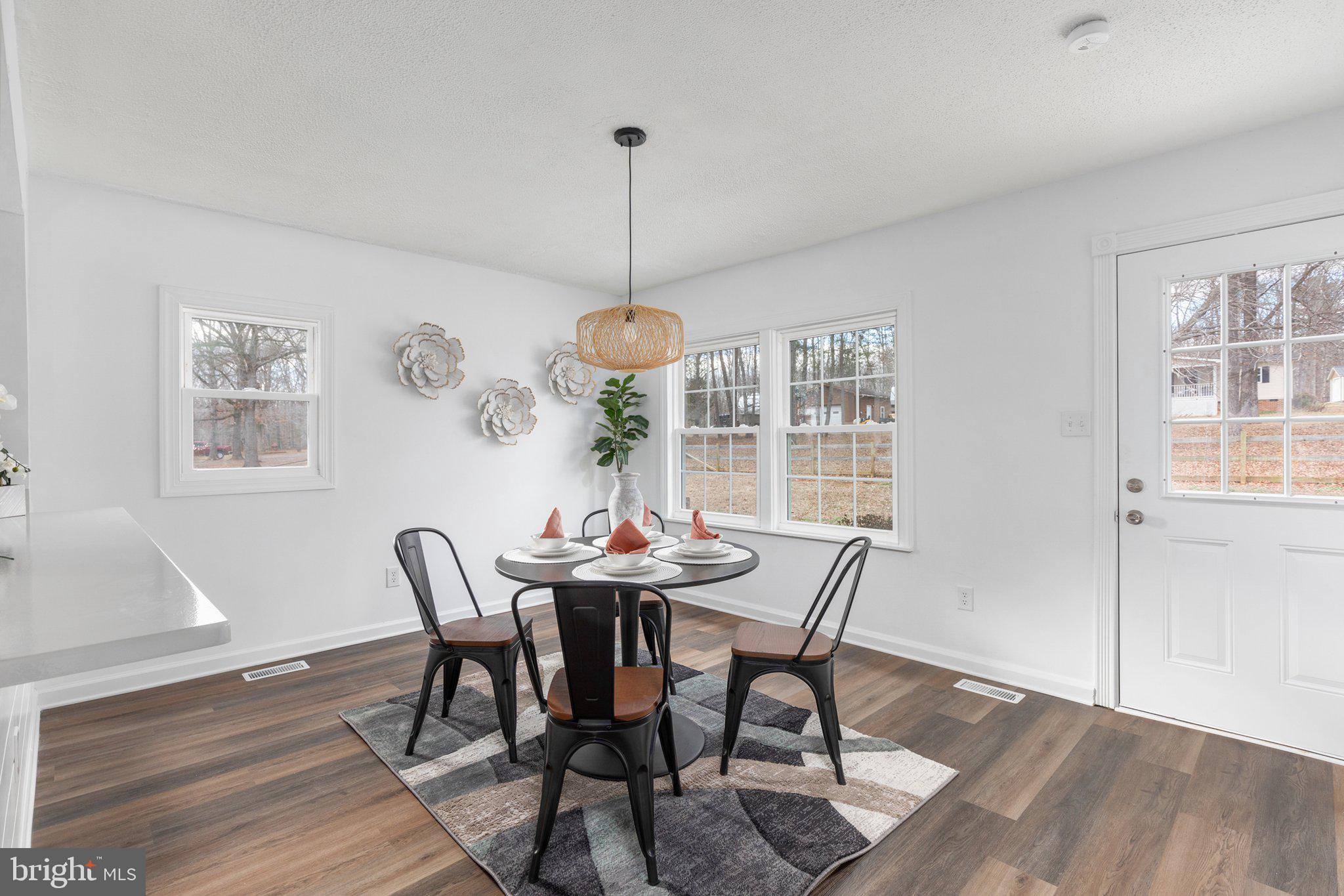 29180 Raccoon Ford Road Burr Hill, VA 22433 - Photo 5 of 40 Gallery Image 5