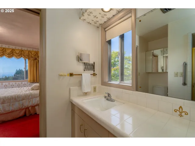 $985,800 | 3375 Eagle Crest Road Northwest, Salem, OR 97304