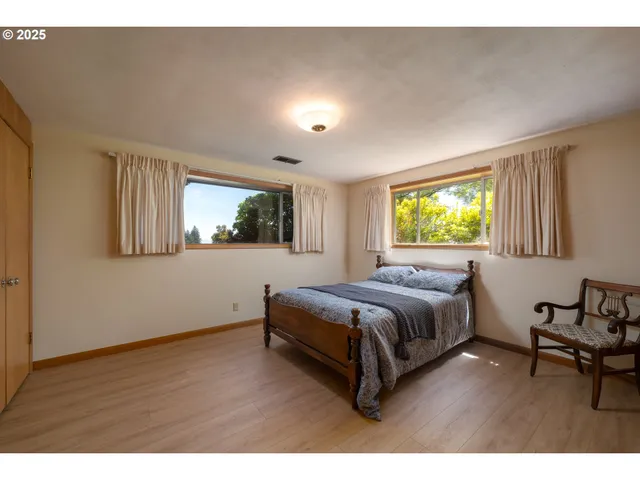 $985,800 | 3375 Eagle Crest Road Northwest, Salem, OR 97304