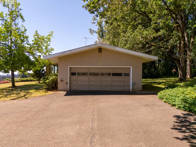 $985,800 | 3375 Eagle Crest Road Northwest, Salem, OR 97304