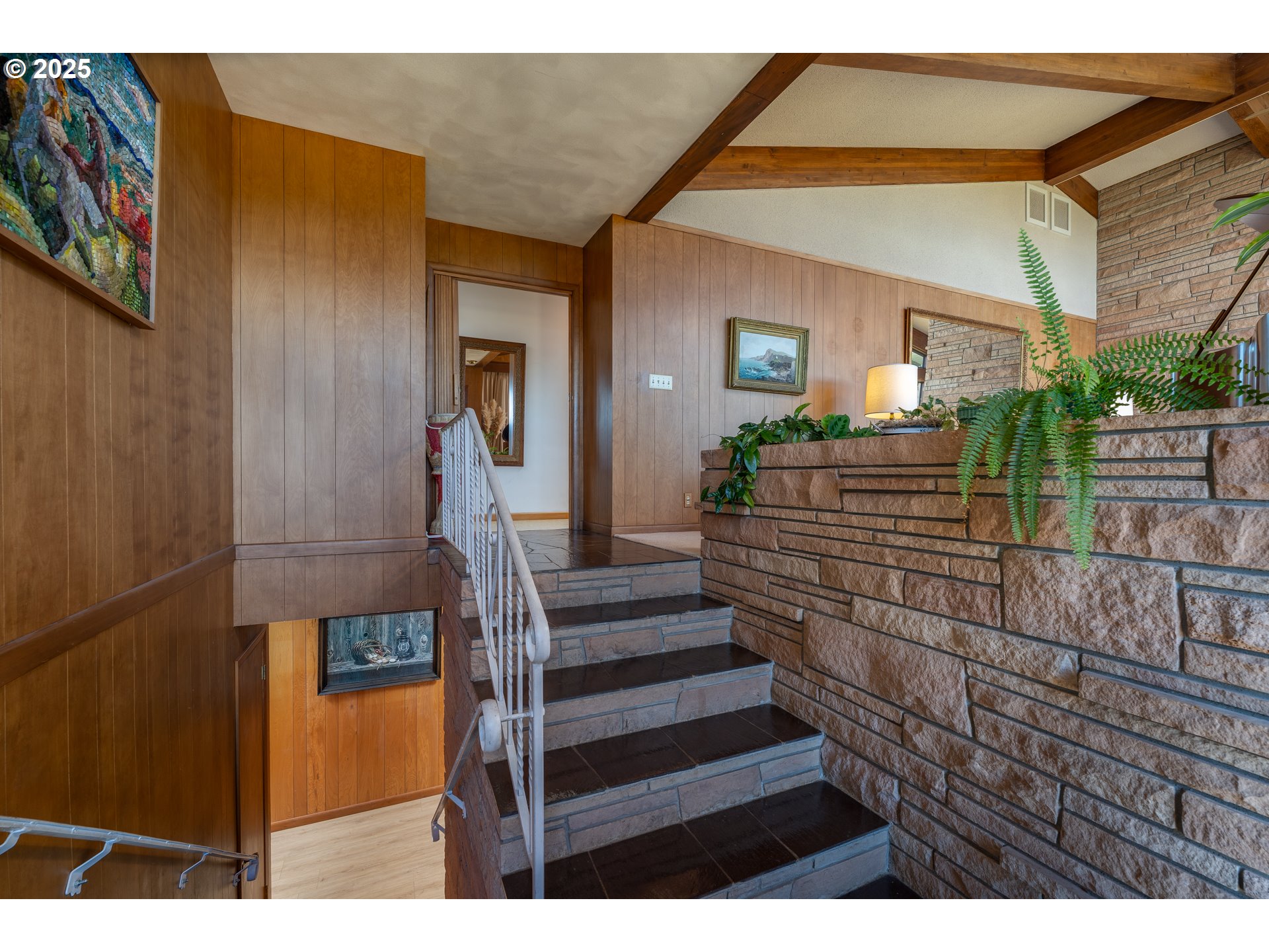 3375 Eagle Crest Road Northwest Salem, OR 97304 - Photo 3 of 40