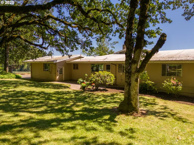 $985,800 | 3375 Eagle Crest Road Northwest, Salem, OR 97304