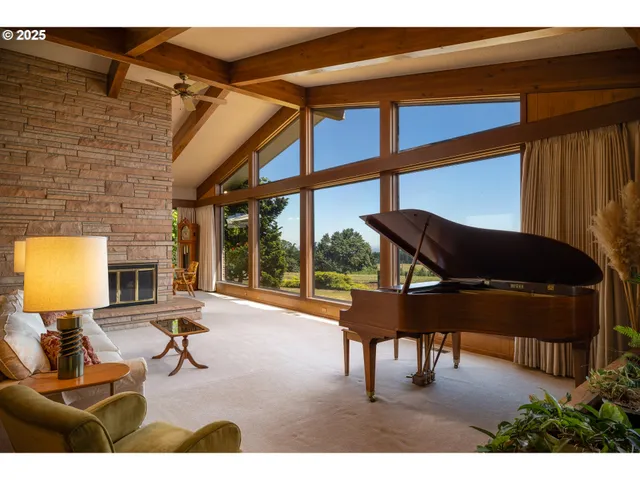 $985,800 | 3375 Eagle Crest Road Northwest, Salem, OR 97304