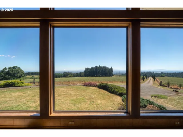 $985,800 | 3375 Eagle Crest Road Northwest, Salem, OR 97304