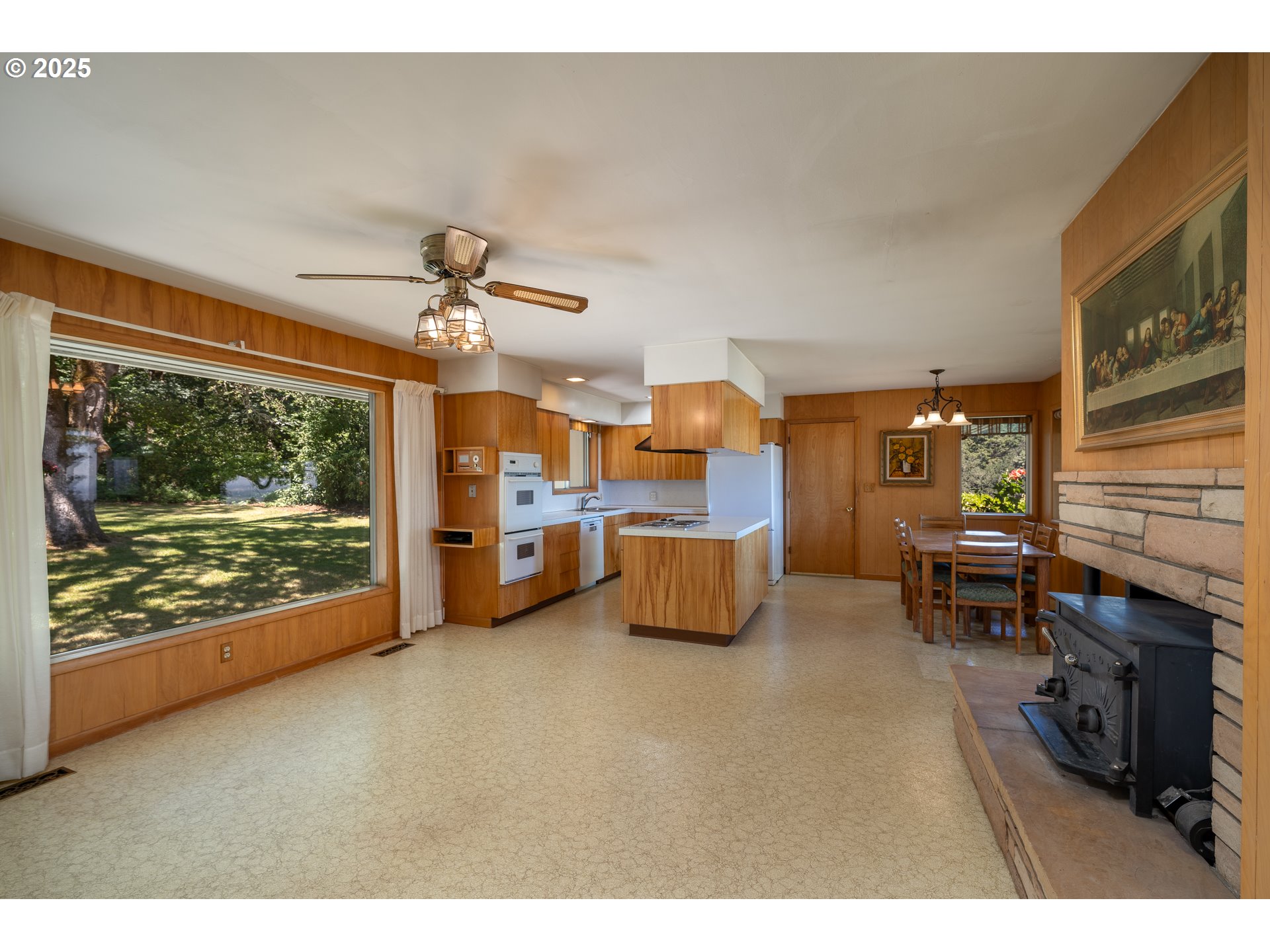 3375 Eagle Crest Road Northwest Salem, OR 97304 - Photo 10 of 40