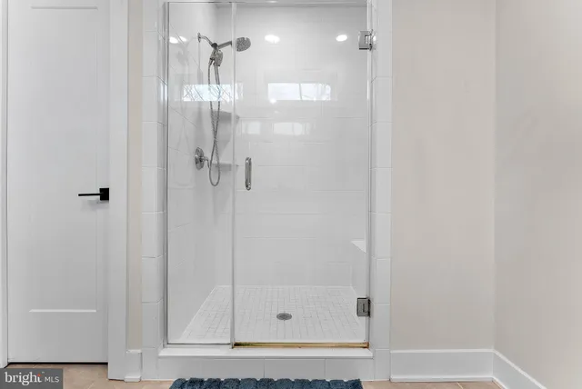 $4,300 | 42506 Mildred Lndg Square, Ashburn, VA 20148