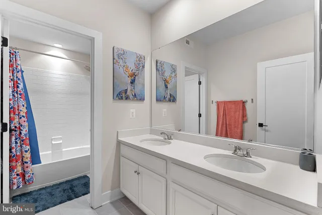 $4,300 | 42506 Mildred Lndg Square, Ashburn, VA 20148