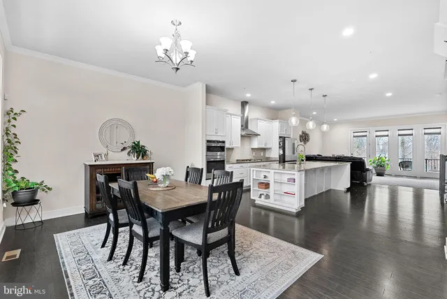 $4,300 | 42506 Mildred Lndg Square, Ashburn, VA 20148