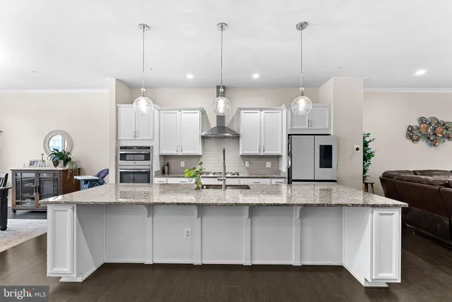 $4,300 | 42506 Mildred Lndg Square, Ashburn, VA 20148