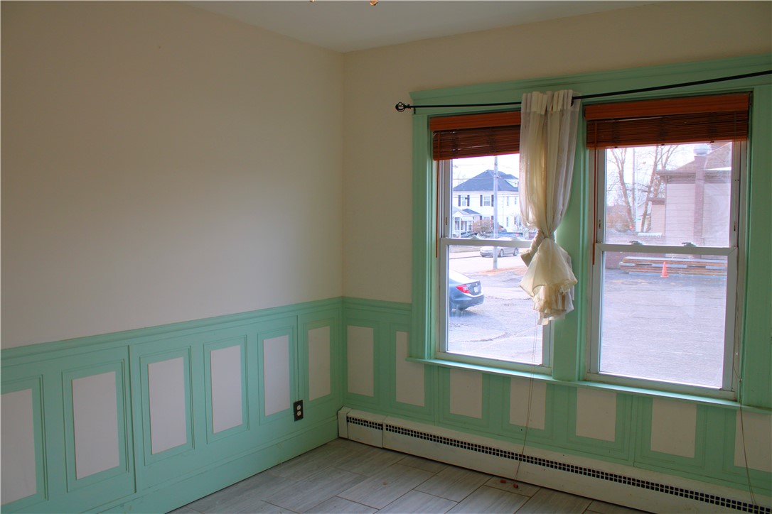 28 Elizabeth Street Pawtucket, RI 02861 - Photo 13 of 16